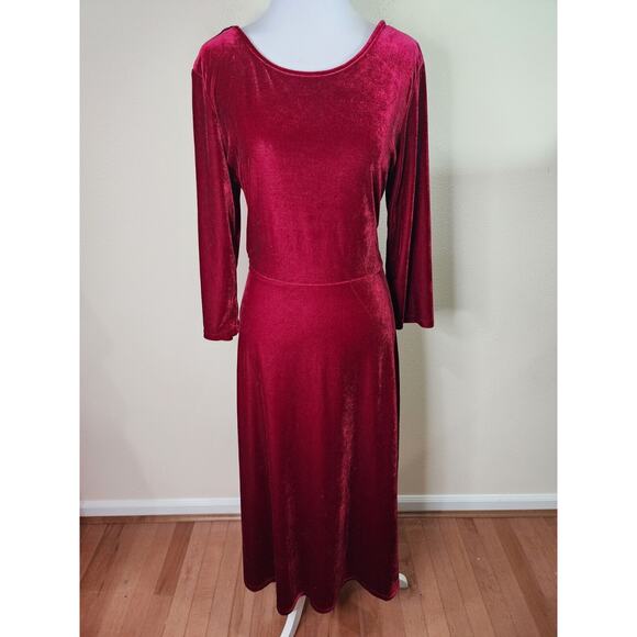 Suzanne Betro Burgundy Red Stretch Velvet 3/4 Sleeve Midi Dress Size Medium - Picture 1 of 7